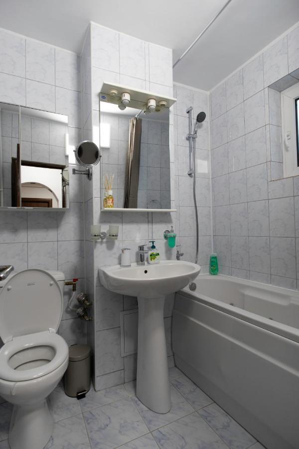 White Glamour Buzău Exterior photo